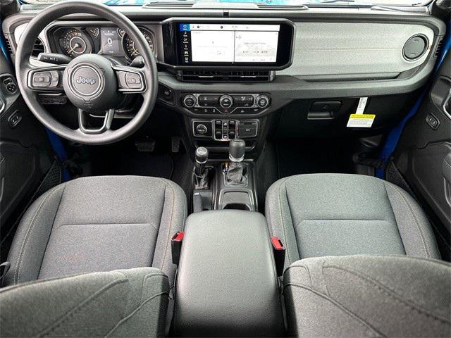 new 2025 Jeep Gladiator car, priced at $43,940