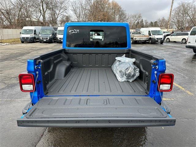 new 2025 Jeep Gladiator car, priced at $43,940