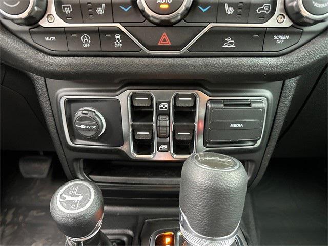 new 2025 Jeep Gladiator car, priced at $49,845