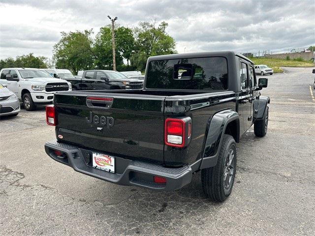 new 2025 Jeep Gladiator car, priced at $49,845