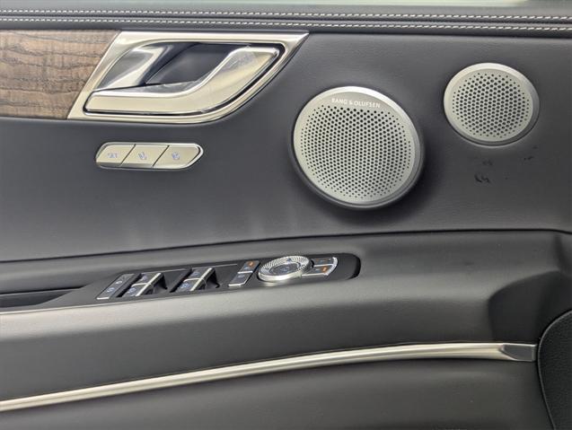 new 2025 Genesis GV80 car, priced at $68,755