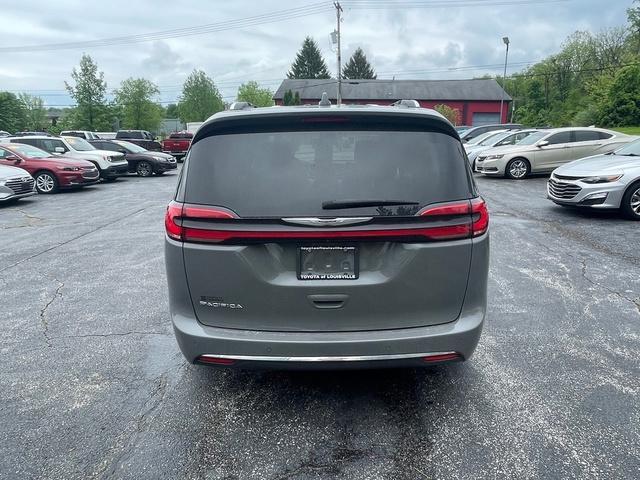 used 2021 Chrysler Pacifica car, priced at $27,100