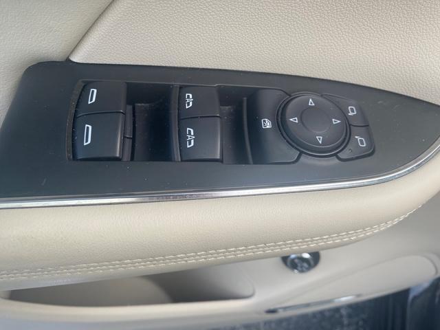 used 2022 Buick Envision car, priced at $28,500