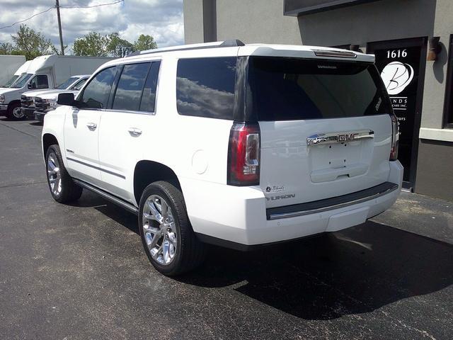 used 2019 GMC Yukon car, priced at $35,900