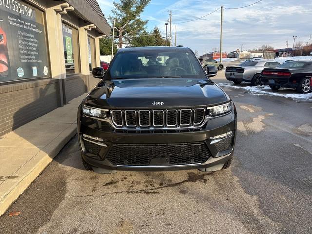 used 2024 Jeep Grand Cherokee car, priced at $33,500