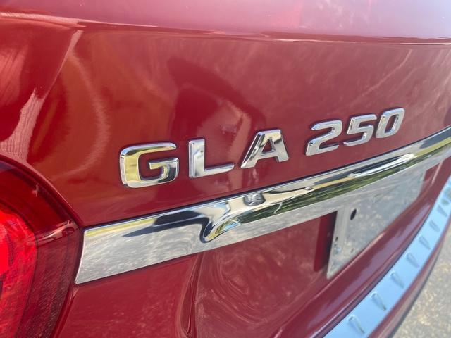 used 2018 Mercedes-Benz GLA 250 car, priced at $17,800