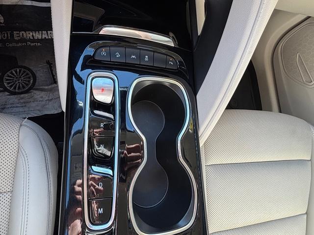 used 2022 Buick Envision car, priced at $27,500