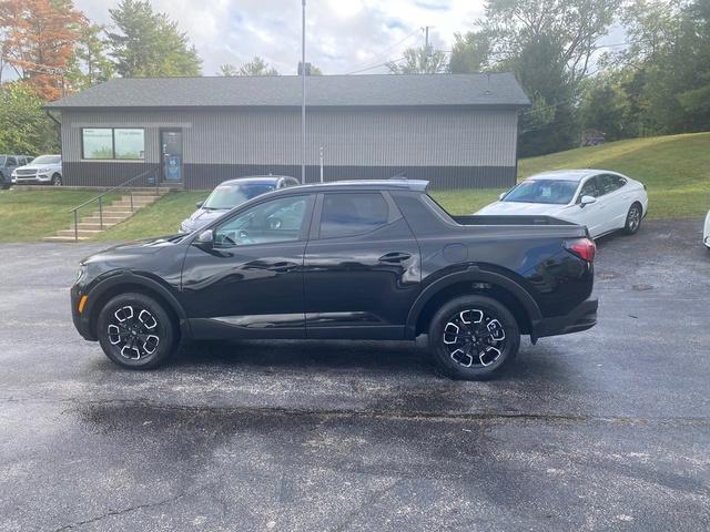 used 2023 Hyundai SANTA CRUZ car, priced at $26,000
