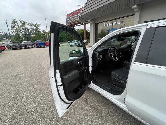 used 2022 GMC Sierra 1500 Limited car, priced at $33,900