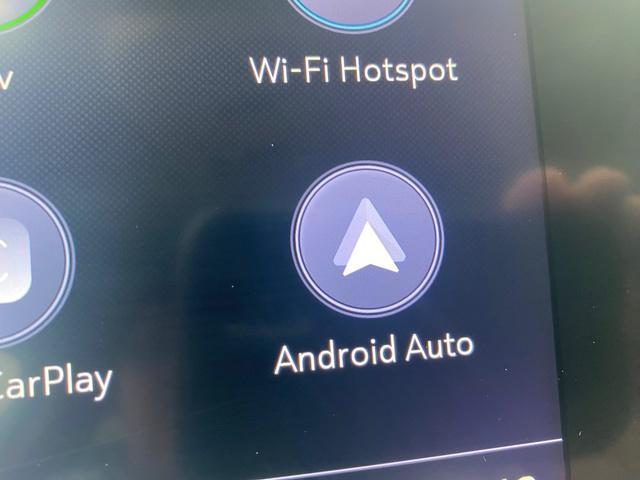 used 2022 Buick Envision car, priced at $27,500