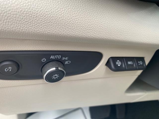 used 2022 Buick Envision car, priced at $27,500