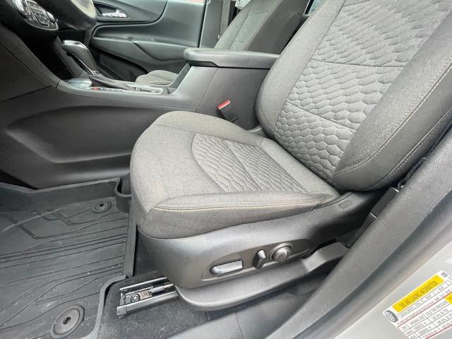used 2021 Chevrolet Equinox car, priced at $19,000