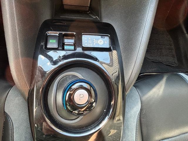 used 2019 Nissan Leaf car, priced at $11,900