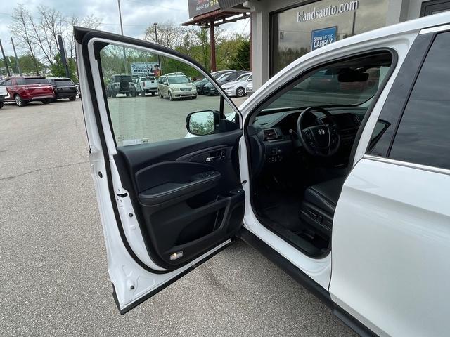 used 2023 Honda Ridgeline car, priced at $36,900