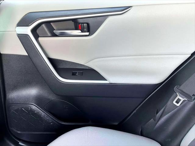used 2022 Toyota RAV4 Hybrid car, priced at $23,995