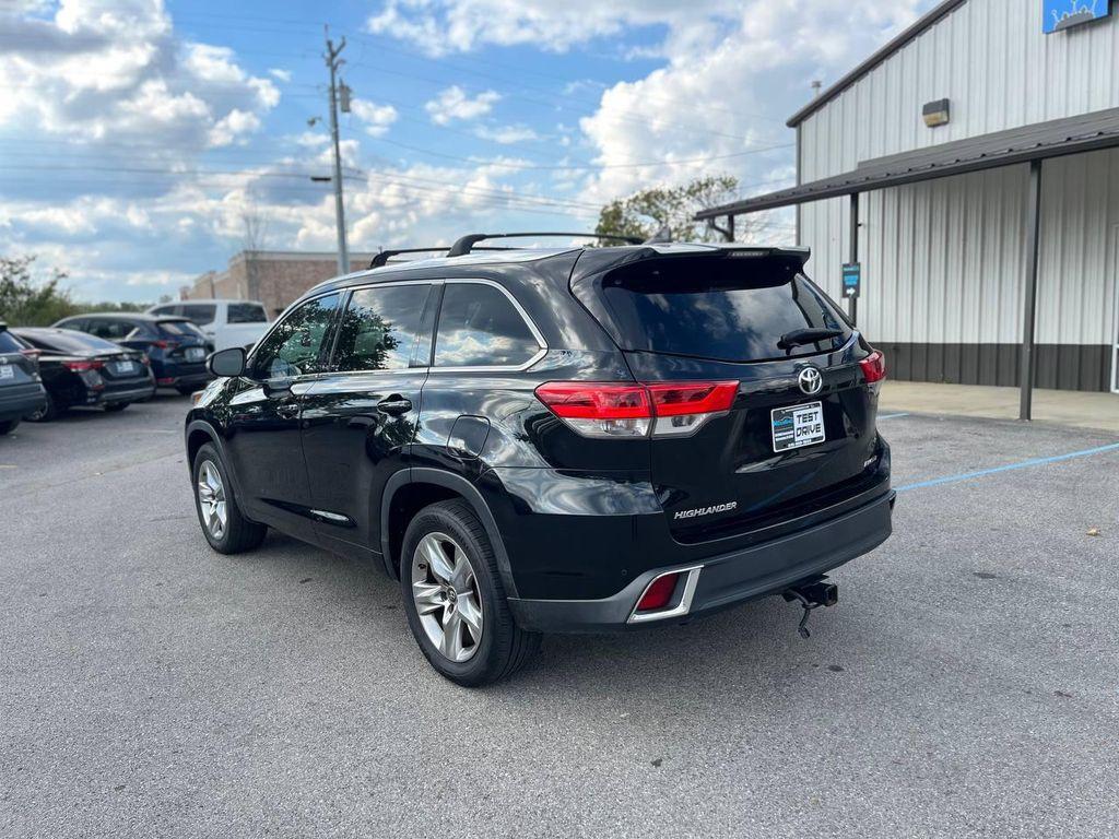 used 2018 Toyota Highlander car, priced at $16,995