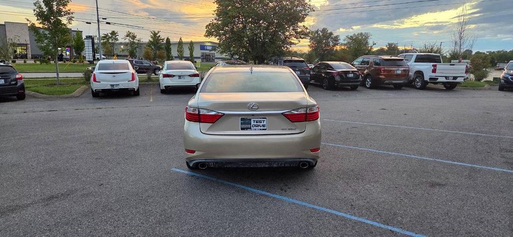 used 2015 Lexus ES 350 car, priced at $15,995