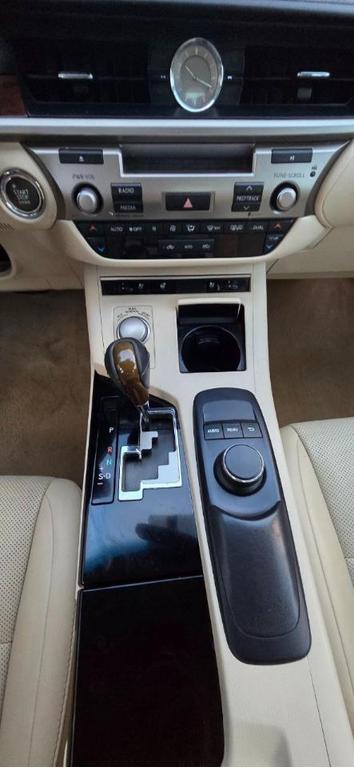 used 2015 Lexus ES 350 car, priced at $15,995