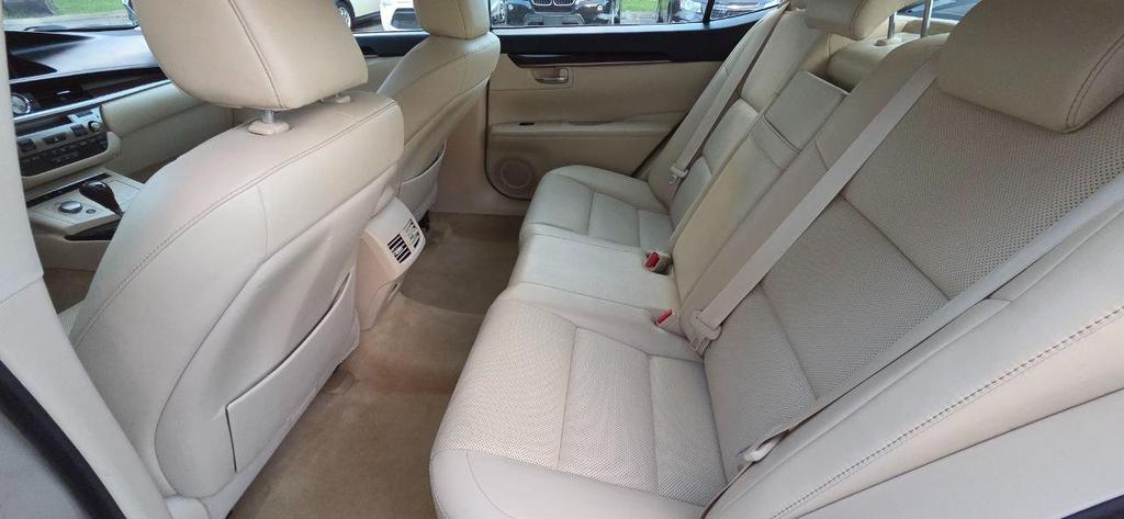 used 2015 Lexus ES 350 car, priced at $15,995