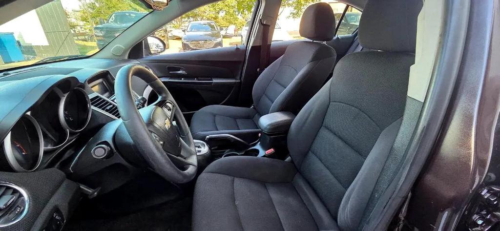 used 2015 Chevrolet Cruze car, priced at $5,995