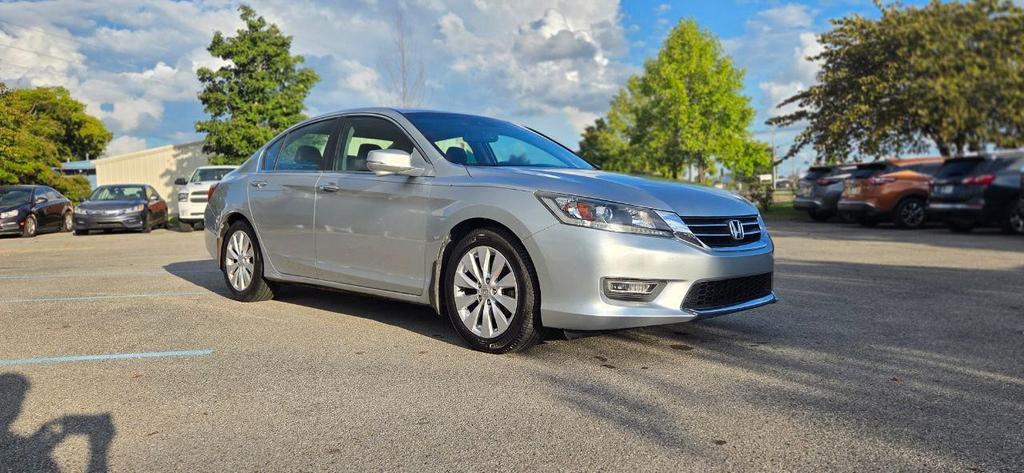used 2013 Honda Accord car, priced at $11,495