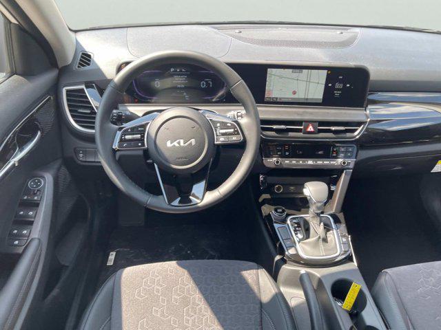 new 2025 Kia Seltos car, priced at $26,480
