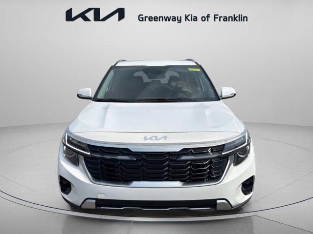 new 2025 Kia Seltos car, priced at $27,720