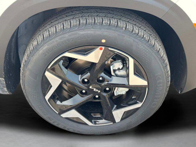 new 2025 Kia Seltos car, priced at $27,720
