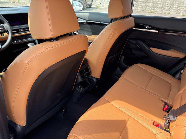new 2025 Kia Seltos car, priced at $27,720