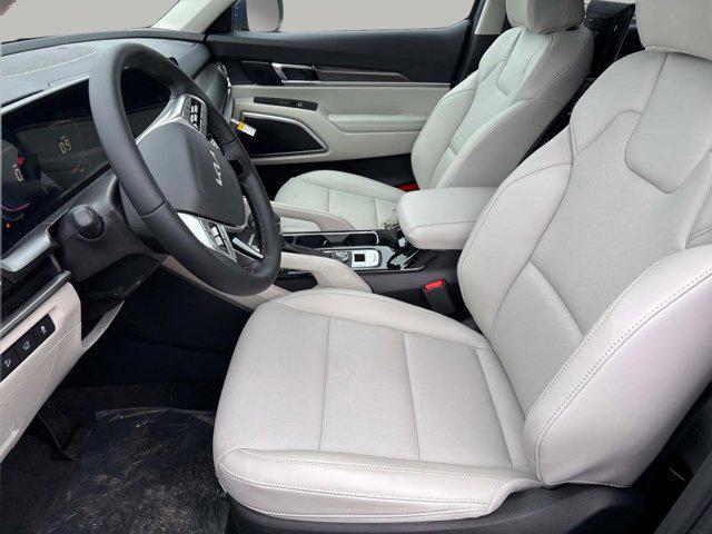 new 2025 Kia Telluride car, priced at $42,300