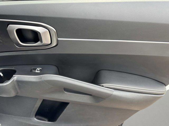 used 2023 Kia Sorento car, priced at $22,500