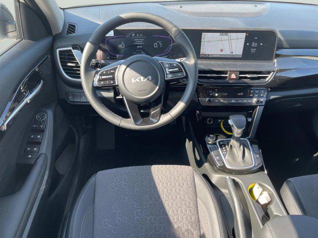 new 2025 Kia Seltos car, priced at $26,480