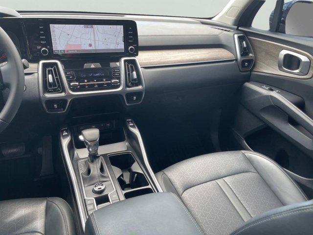 used 2022 Kia Sorento car, priced at $29,200