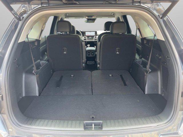 used 2022 Kia Sorento car, priced at $29,200