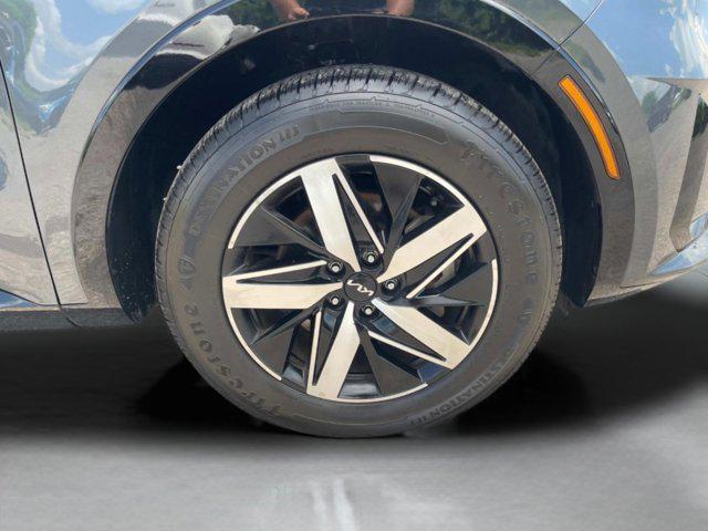 used 2022 Kia Sorento car, priced at $29,200