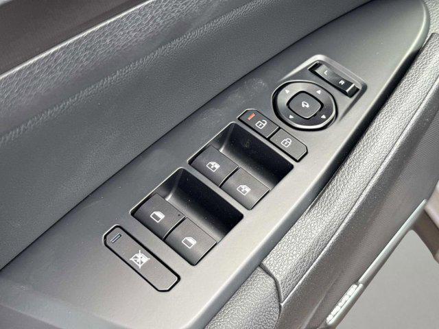 new 2026 Kia Sportage Hybrid car, priced at $40,880
