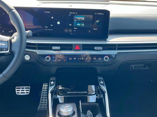 new 2025 Kia Sorento Hybrid car, priced at $46,610