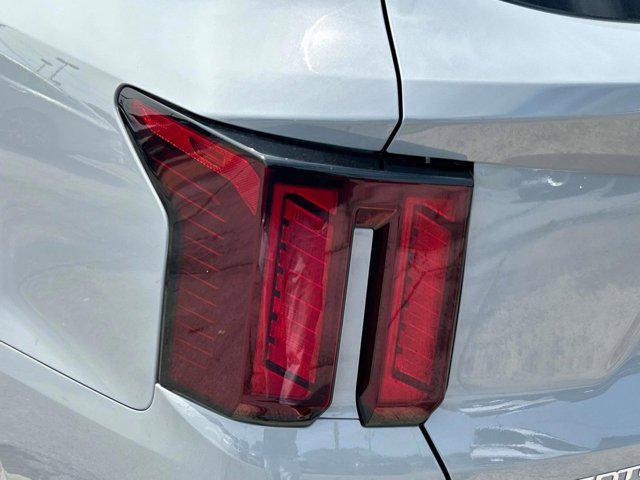 new 2025 Kia Sorento car, priced at $37,175