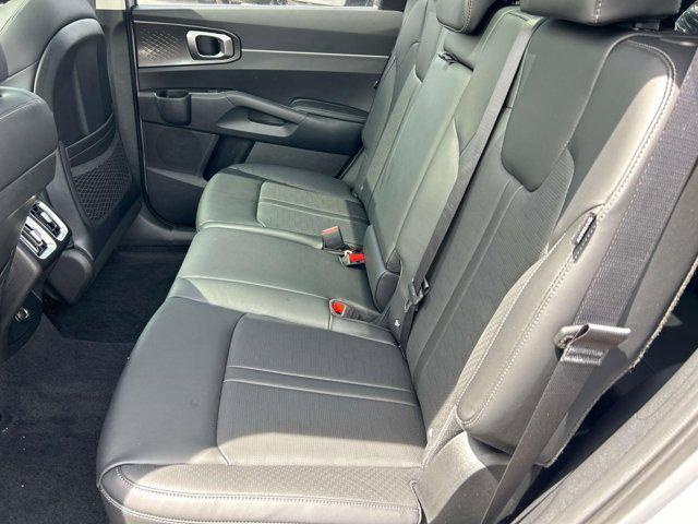 new 2025 Kia Sorento car, priced at $36,675
