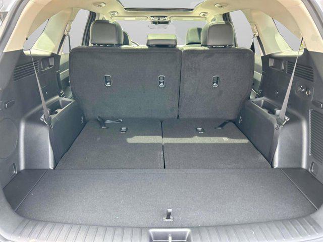 new 2025 Kia Sorento car, priced at $37,175