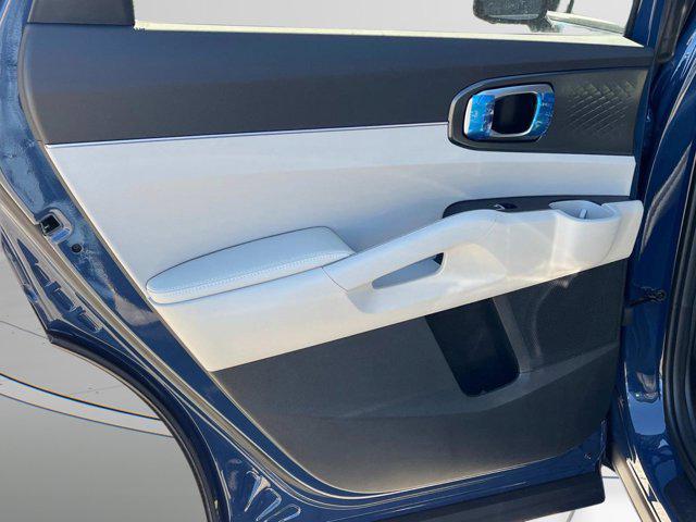 new 2025 Kia Sorento car, priced at $37,685