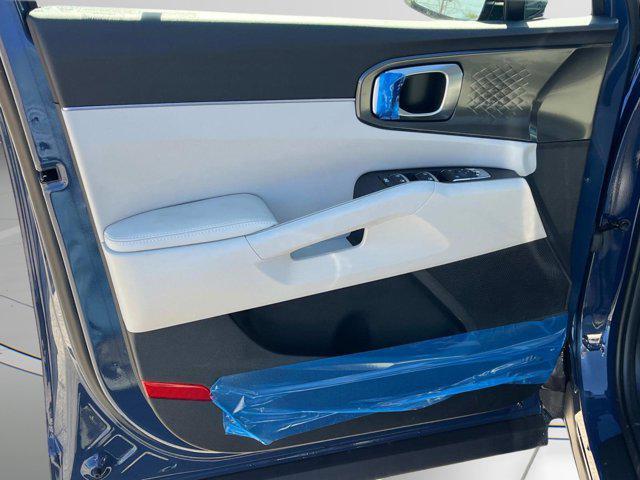 new 2025 Kia Sorento car, priced at $37,685