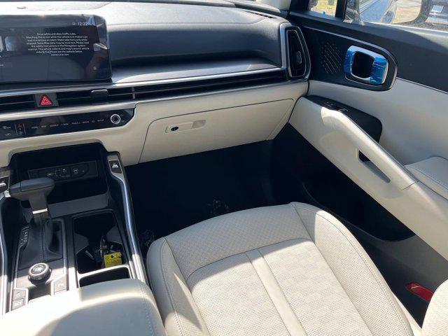 new 2025 Kia Sorento car, priced at $37,185