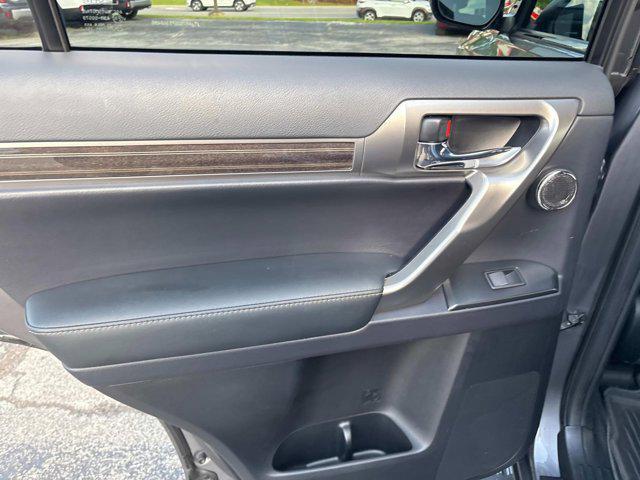 used 2023 Lexus GX 460 car, priced at $61,000