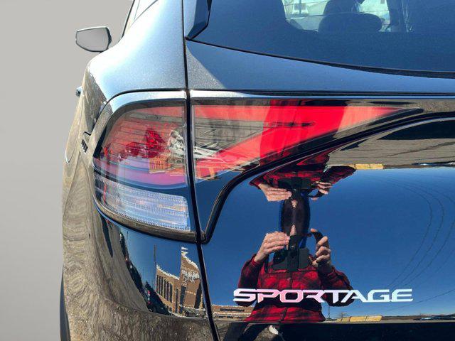 new 2025 Kia Sportage car, priced at $33,110