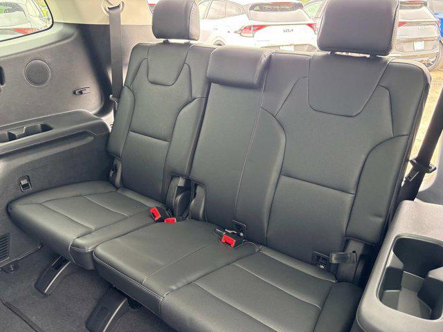 new 2025 Kia Telluride car, priced at $47,005