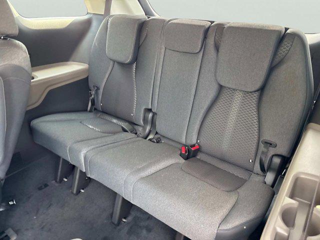new 2026 Kia Carnival car, priced at $36,795