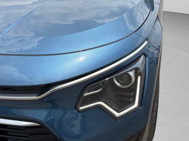 new 2025 Kia Niro car, priced at $32,255