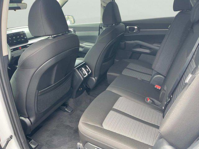 new 2025 Kia Sorento car, priced at $32,125