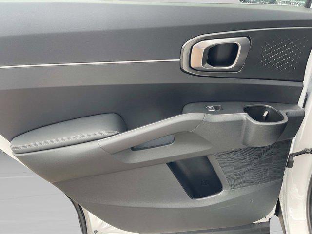 new 2025 Kia Sorento car, priced at $32,125